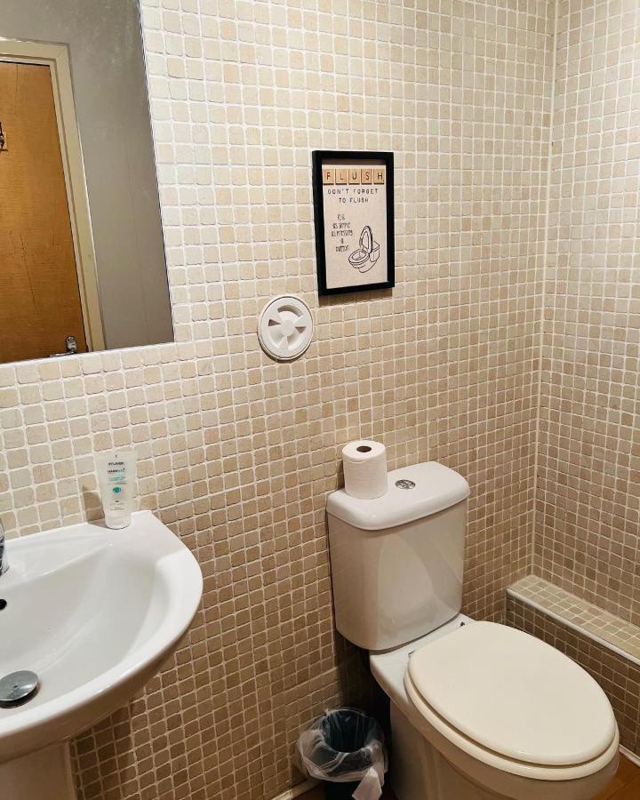 Modern 2Bed 2Bath Ground Floor Apartment Edinburgh Eksteriør billede